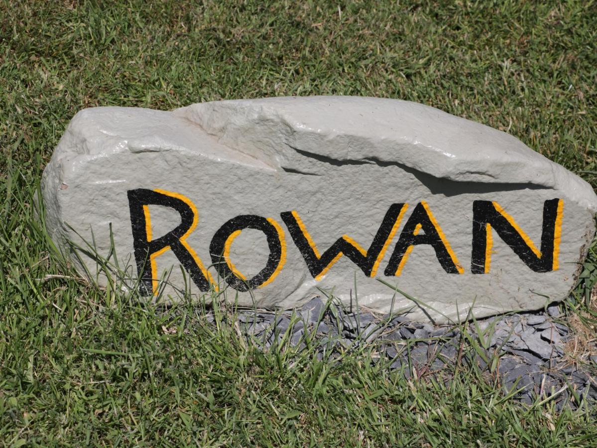 울버스톤 Rowan 빌라 외부 사진